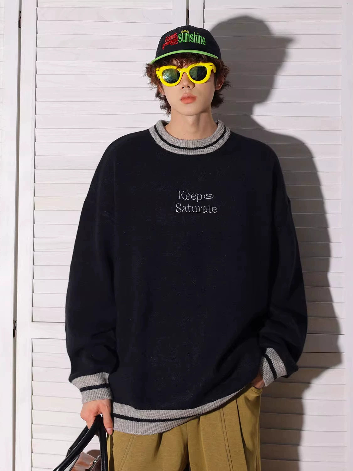 sd0064 刺繍レタリングクルーネックセーター