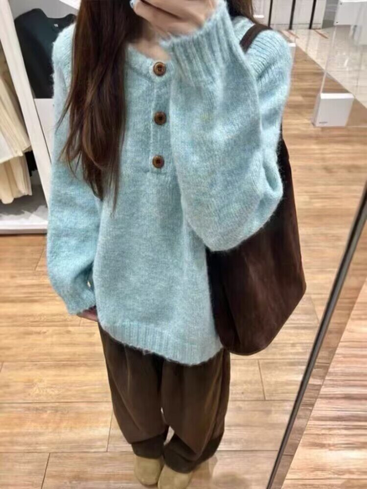 sd20250070 ヘンリーネックボタンニット