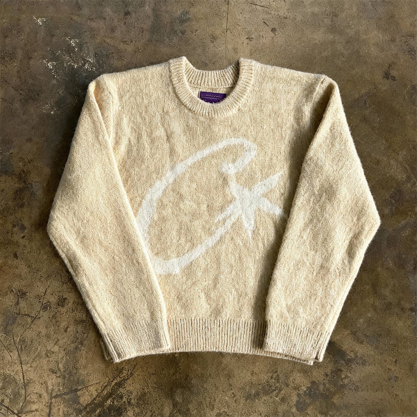 C刺繍ラウンドネックニット sd20250074