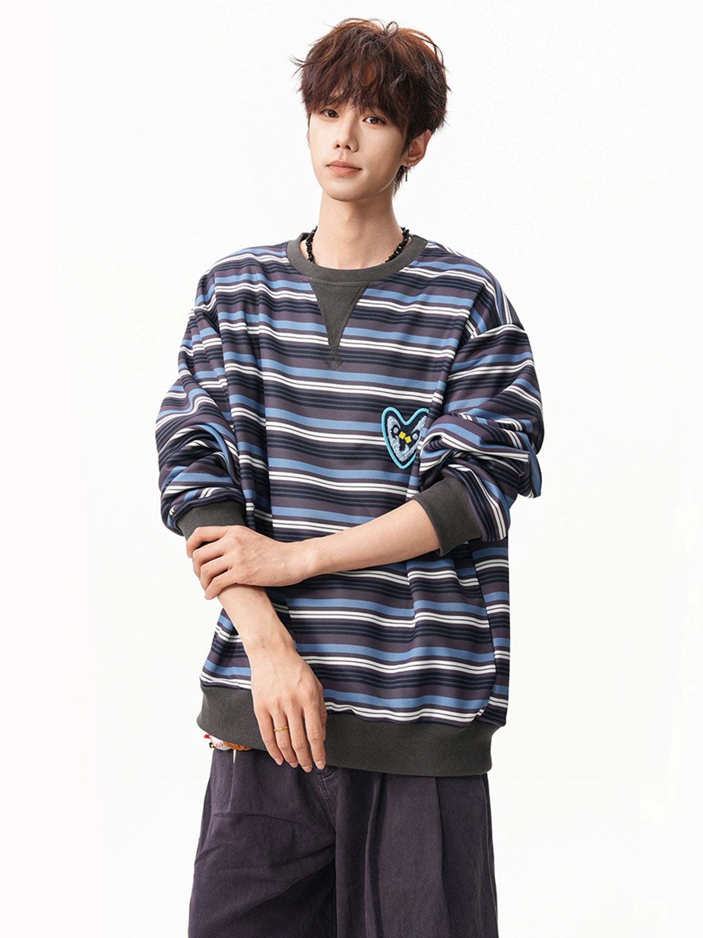 sd0062 ハートロゴボーダースウェット