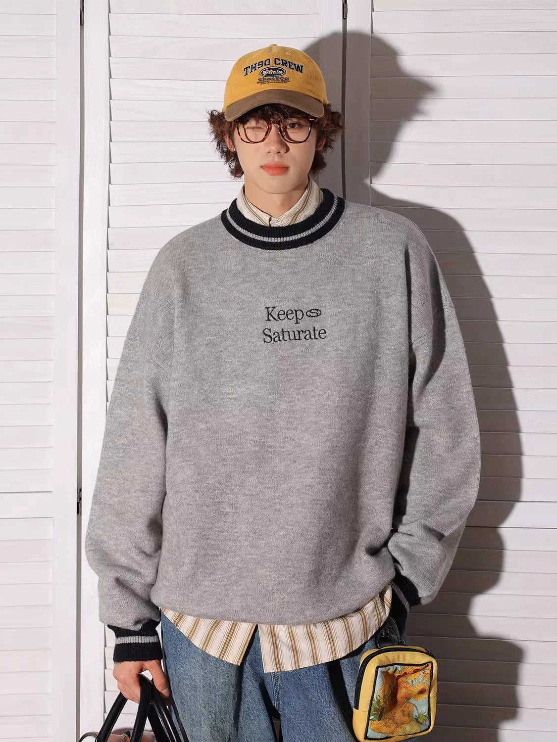 sd0064 刺繍レタリングクルーネックセーター