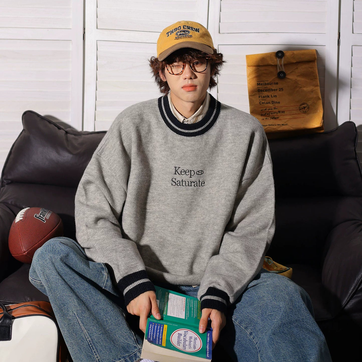 sd0064 刺繍レタリングクルーネックセーター